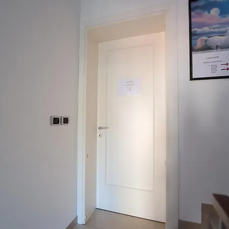 Casa Elti - Shanti And Jay Apartment